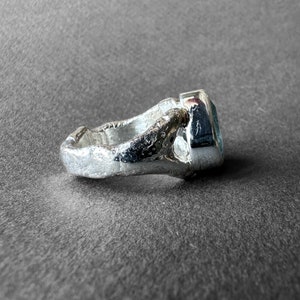 Fantastisk silverring med naturlig akvamarinsten, blå beryll-akvamarinring storlek 7, fars speciella samlingsstycke, antikens romersk konstdesign bild 6