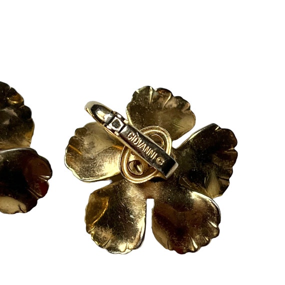 Giovanni Flower Earrings Clip Ons Gold Tone - image 4