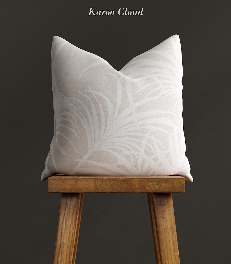 Karoo Palm Leaf Cloud Pattern on Pillow Cover