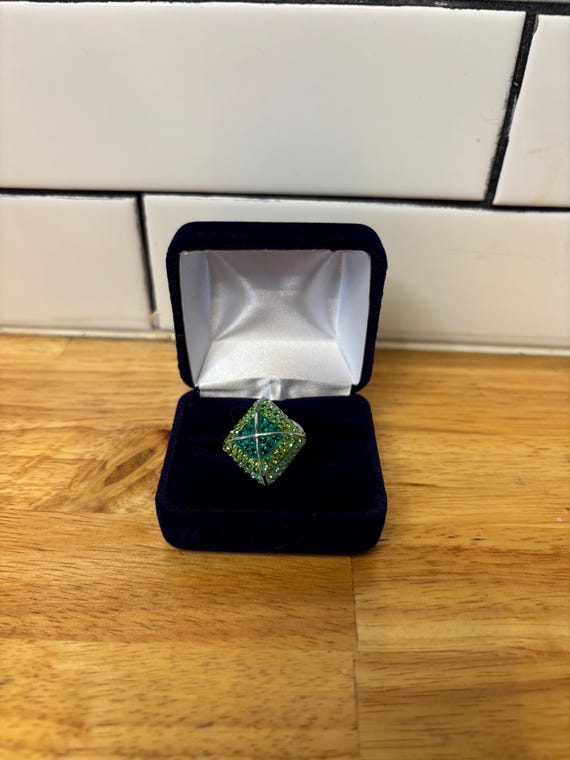 Statement cocktail pyramid ring - image 2