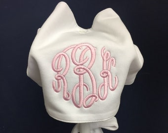 Monogrammed White Cotton Bonnet, Personalized White Cotton Bonnet, White Bonnet, Baby Bonnet, Baby Sun Hat, Embroidered Baby Bonnet