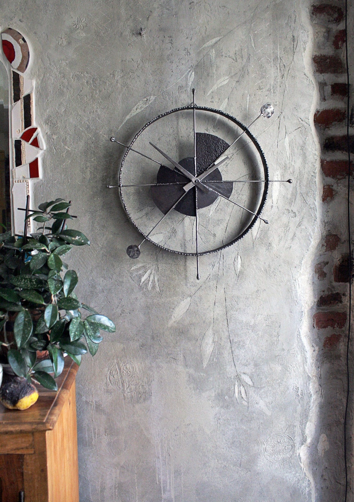 Metal Industrial Clock Absolutely Stunning Round Wall Clock - Etsy