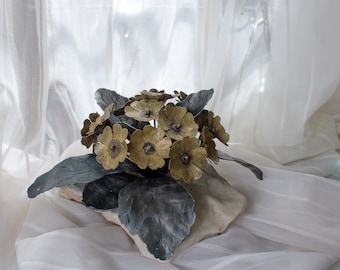 Metallblomma, gullvivebukett, gullvive i metall - stål och mässing, av The Steel Style Things