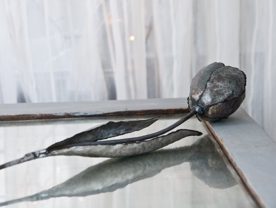Handmade Iron Tulip Sculpture, Metal Flower Art, 6th Anniversary Gift by The Steel Style Things