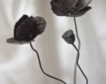 Stunning metal sculpture Poppy bouquet, whimsical metal flowers, steel art by The Steel Style Things, ideal gift for 6th iron anniversary