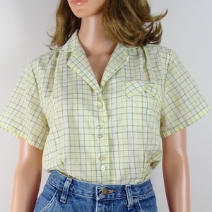 Vintage Fitted Blouse 70s Short Sleeve Grid Pattern Star Ferry Michael Milea Sz 9 Flattering Button Down Shirt Tailored Pleated Lightweight