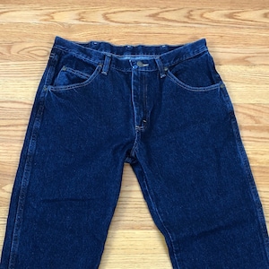 Vintage Wrangler Jeans 90s High Waisted Dark Wash Denim Straight Leg Regular Fit 1990s 34 x 29 Wranglers Cool Classic Chic Simple Basic Fall