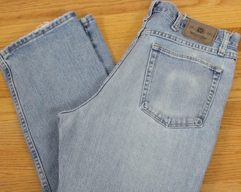 Vintage Wrangler Jeans 90s Worn In Distressed Fraying Faded Light Wash Relaxed Fit