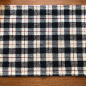 Vintage Plaid Napkins 90s Plaid Placemats 1990s Woven Cotton Set of 2 Fringe Ends Dark Plaid Fall Table Linens Autumn Cotton Napkins
