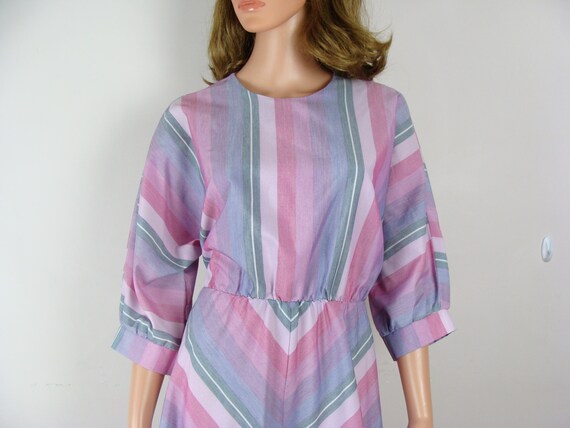 Vintage Chevron Striped Dress 70s Pastel Dolman S… - image 3