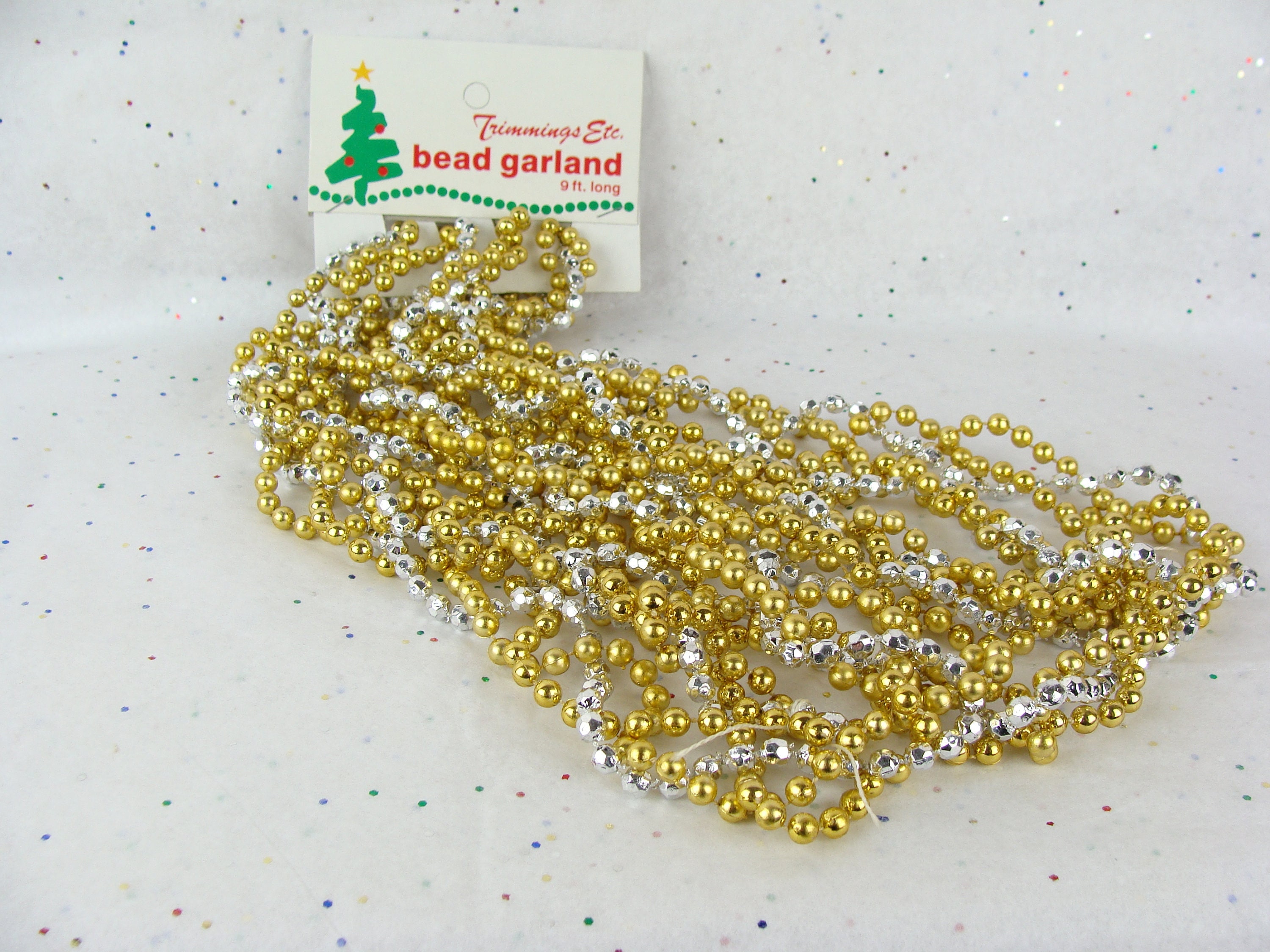 9 Foot Red, Green, Gold Vintage Glitter Bead Christmas Garland