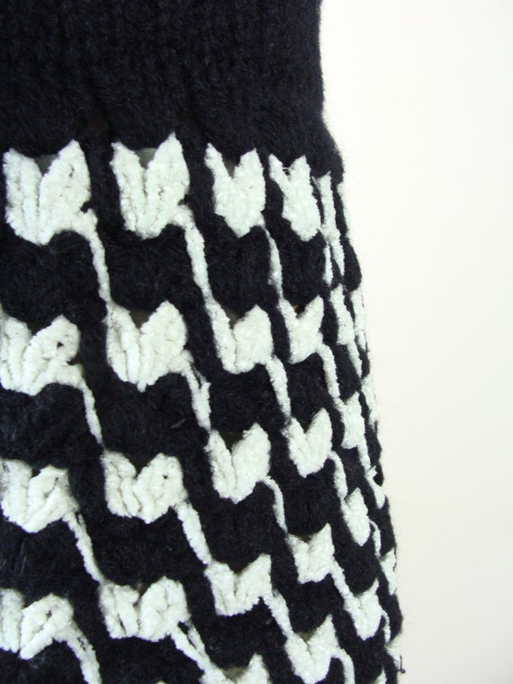 Vintage Knit Skirt 70s Houndstooth Chunky Knit Ch… - image 6