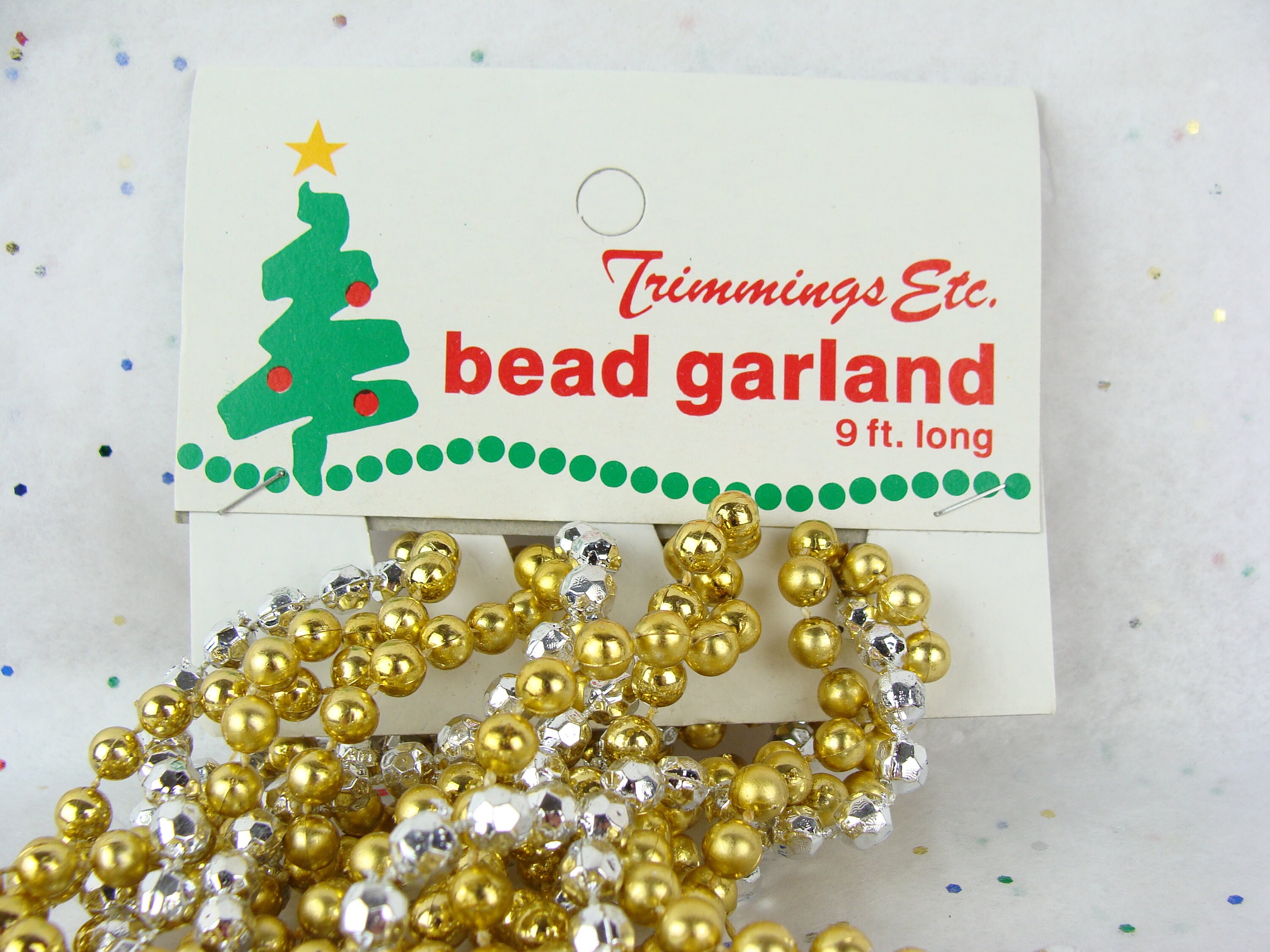 9 Foot Red, Green, Gold Vintage Glitter Bead Christmas Garland