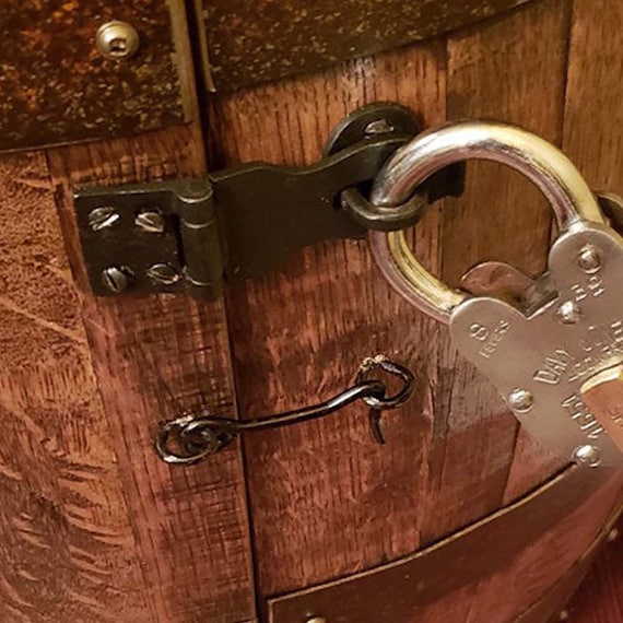 ブラックアイアンドアハスプラッチ留め金ロック 2 3/8インチX 12 3/4インチ Pack of 4 ブラック 25556 1 ケース ロック 金具の通販