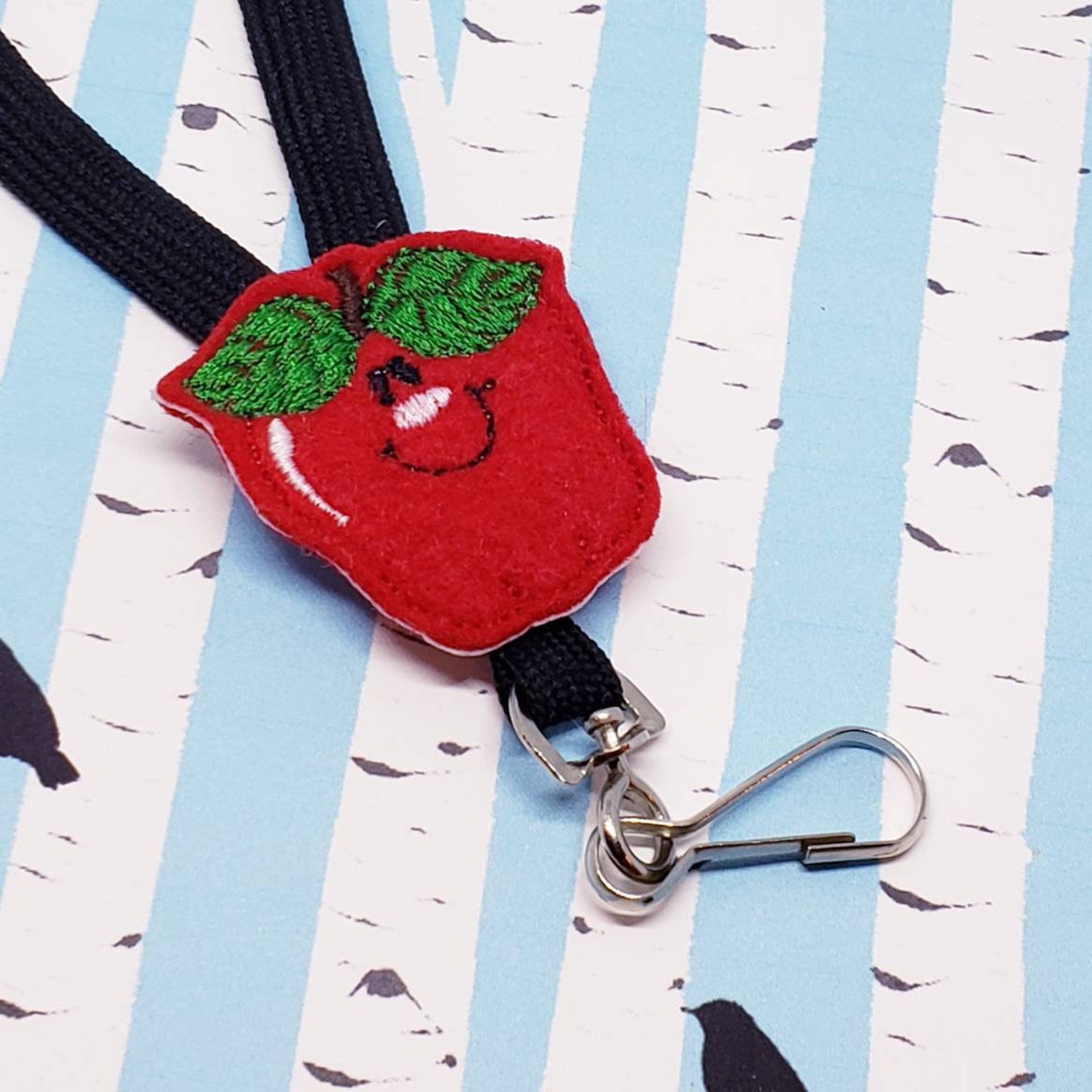 incase lanyard apple
