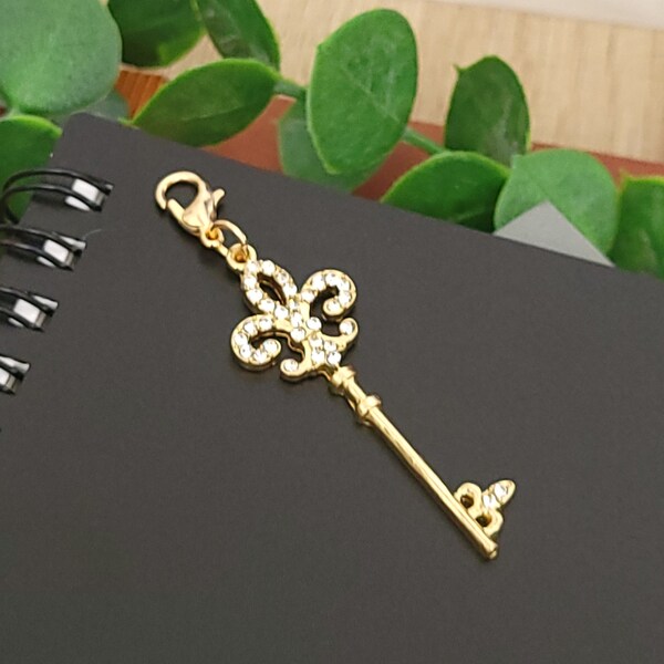 Gold and Rhinestones Key Charm, Gold Key Badge Reel Charm, Interchangeable Bead Charm, Badge Reel Dangle, ID Holder Beads, Key Stitch Marke