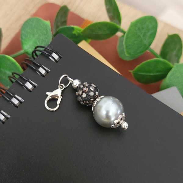 Charcoal and Silver Pearl Charm, Badge Reel Charm, Interchangeable Bead Charm, Badge Reel Dangle, ID Holder Beads, Clip-On Stitch Marker