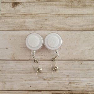 Retractable Swivel or Belt Clip Badge Reel: Interchangeable ID Holder image 4