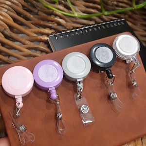 Retractable Swivel or Belt Clip Badge Reel: Interchangeable ID Holder