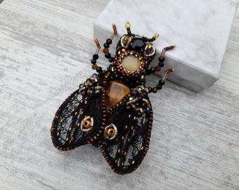 Bead Cicada brooch pin, Fly brooch pin,Tiger eye jewellery Insect brooch, Bead Bug brooch pin, Moon moth butterfly brooch Halloween gift
