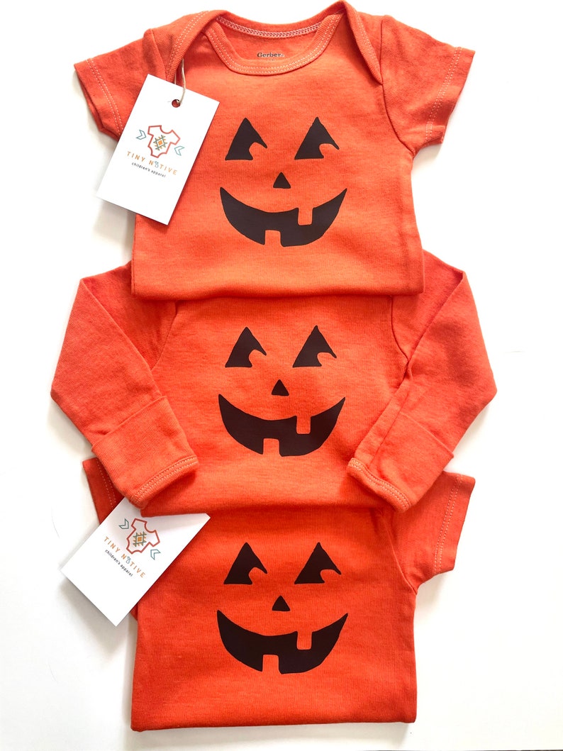 Smiling Jack O lantern Onesie Halloween Baby Shower Gift Pumpkin Onesie Halloween Bodysuit image 2