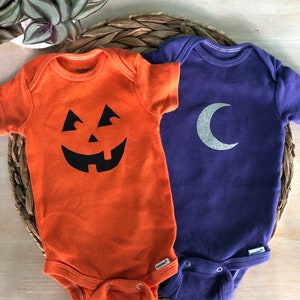 Smiling Jack O lantern Onesie Halloween Baby Shower Gift Pumpkin Onesie Halloween Bodysuit image 6