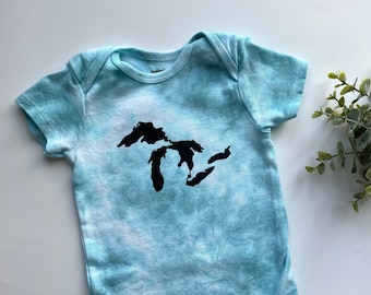Tie Dye Great Lakes Onesie | Hand Dyed Onesie | Michigan Baby Bodysuit | Great Lakes Baby Shirt | Boho Baby Clothes | Great Lakes