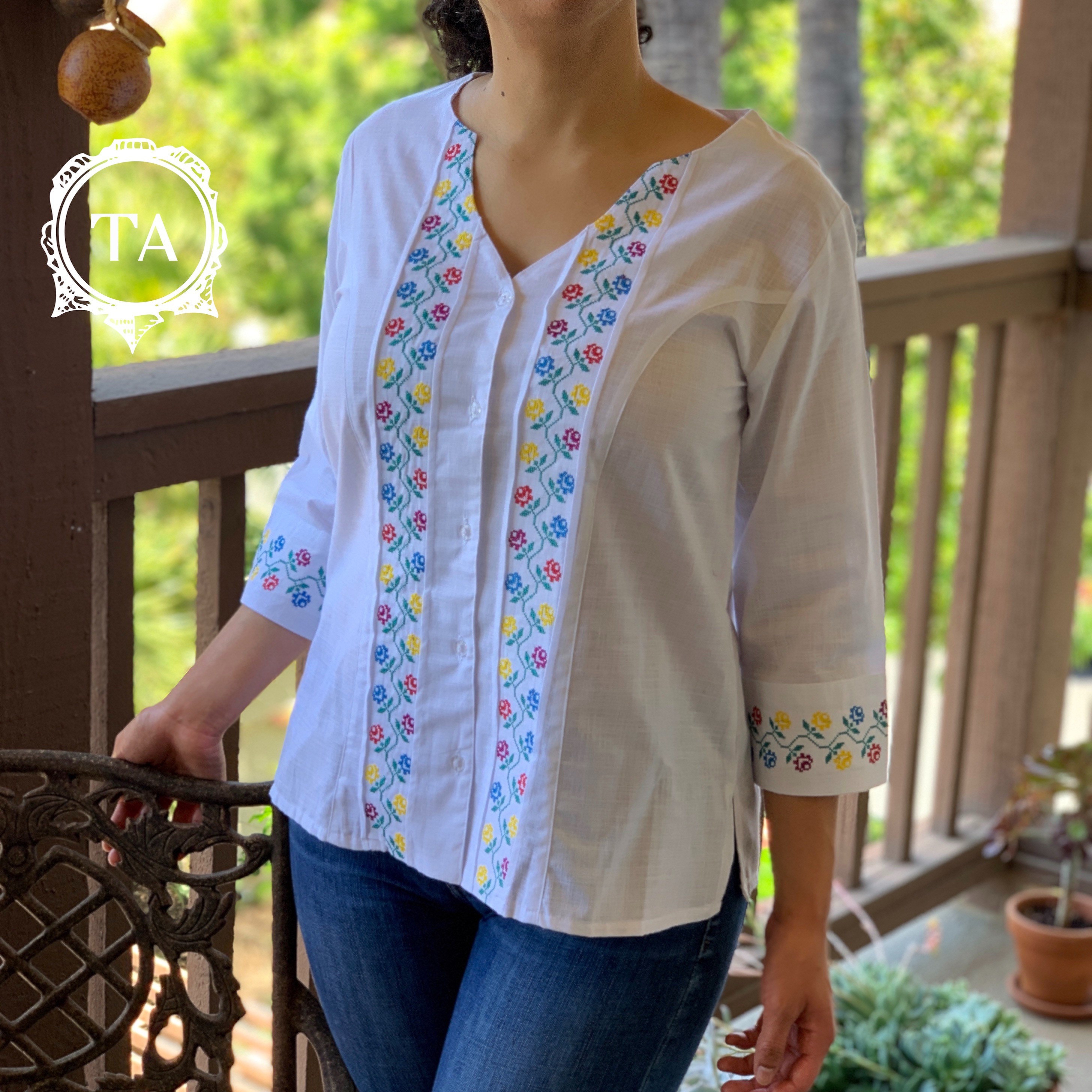 Blusa de Lino para Mujer Auténtica Guayabera Blanca con Bordado