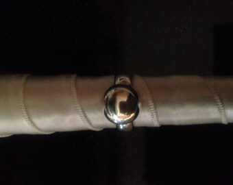 Vintage-Ladies Solid Sterling Silver Ring