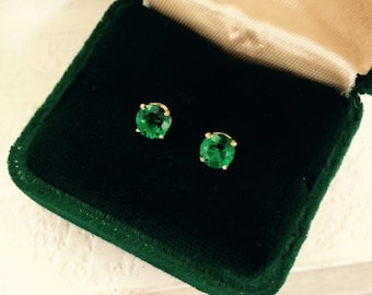 14 Kt Yellow Gold Chatham Emerald Gemstone Solitare Earrings