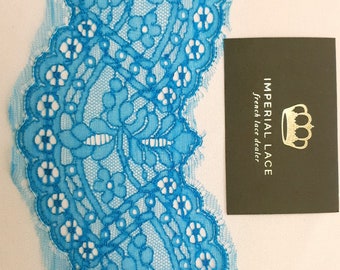 Blaues ausgebogtes Spitzenband, 8 cm