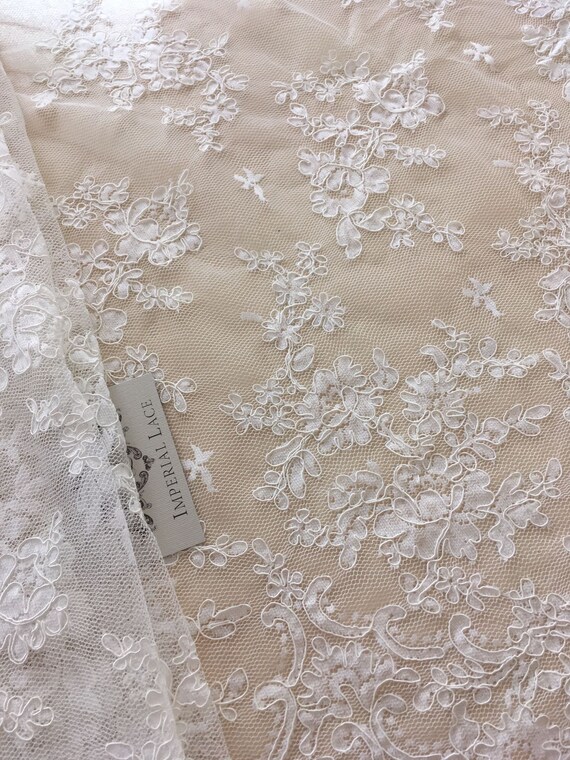 Veil lace Bridal lace French Lace Wedding Lace Offwhite lace fabric White Lace Lingerie Lace Embroidered lace Alencon Lace B00143