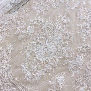 Ivory Embroidered Chantilly Lace Fabric, Scalloped Wedding Bridal Veil Lace, 51" Wide