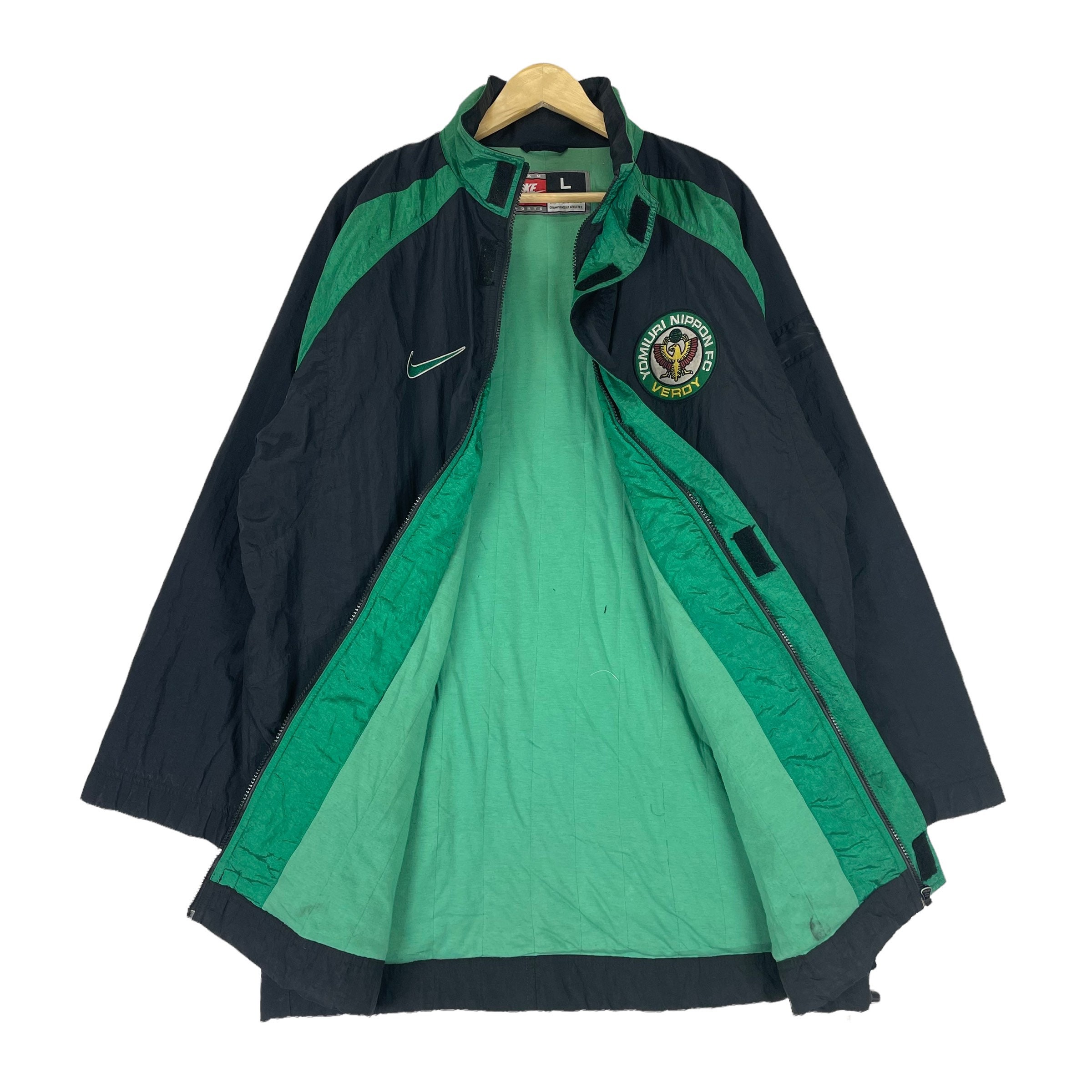 【完売】  Verdy Tokyo Nike 90s Vintage Yomuiri Jacket Long Football ウォームアップウェア