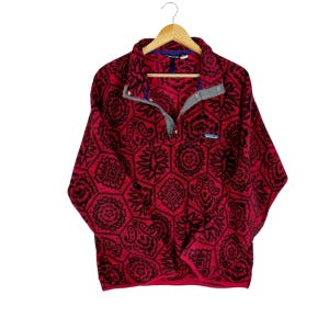 Vintage 90s PATAGONIA Paisley Fleece Snap Button Jacket Art Pattern Fashion Mountain Over Print Red Colour Size Medium