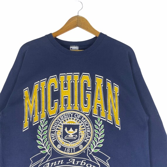 Vintage 90s University Michigan Champion Sweatshirt Navy Blue Colour  Michigan Crewneck Size Large - Etsy