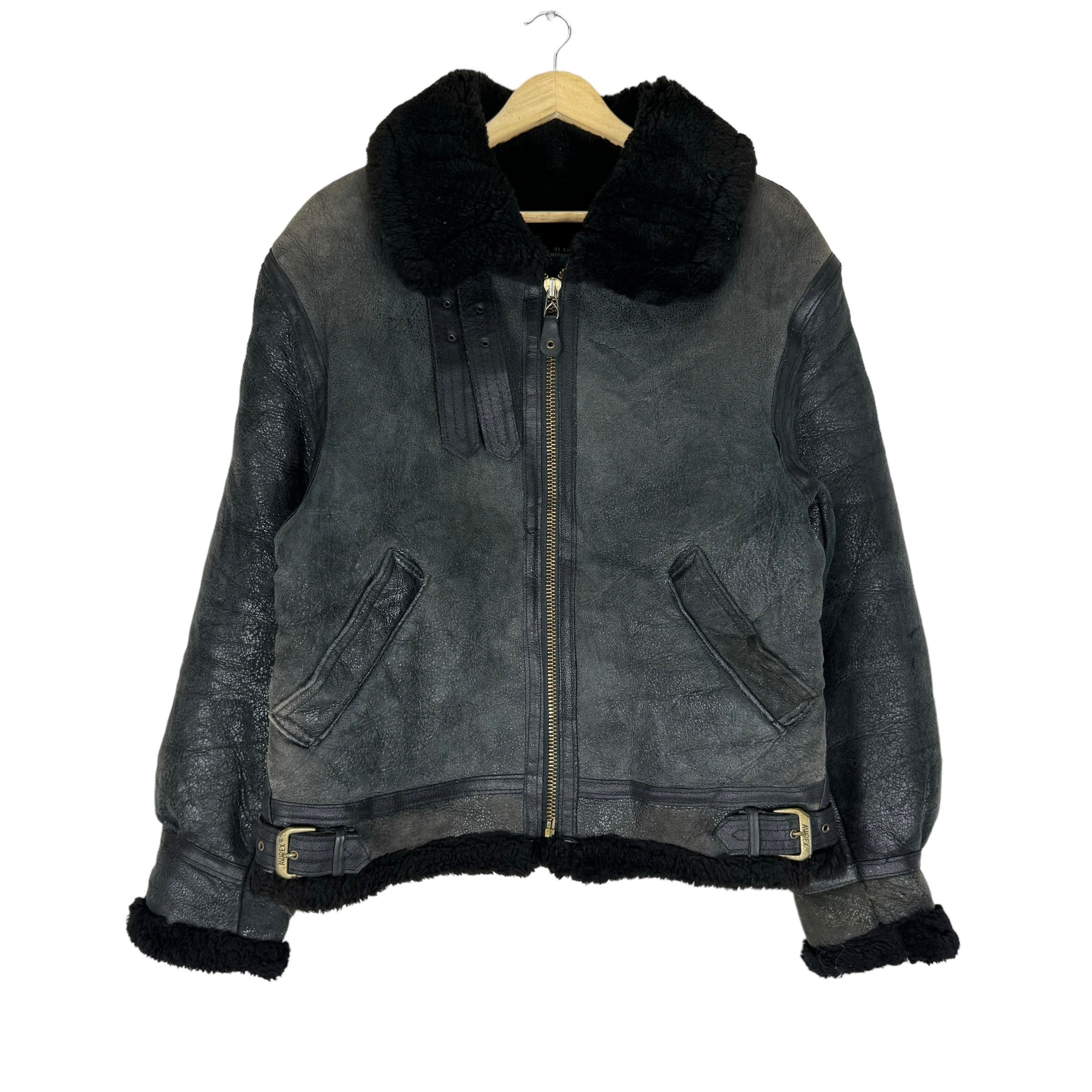 TwoNineVintageStore Vintage 80s Avirex Type B3 US Army Air Force Sherling Jacket 100% Sheepskin Flight Bomber Leather Coat Black Colour Size Medium TwoNineVintageStore Vintage 80s Avirex Type B3 US Army Air Force Sherling Jacket 100% Sheepskin Flight Bomber Leather Coat Black Colour Size Medium