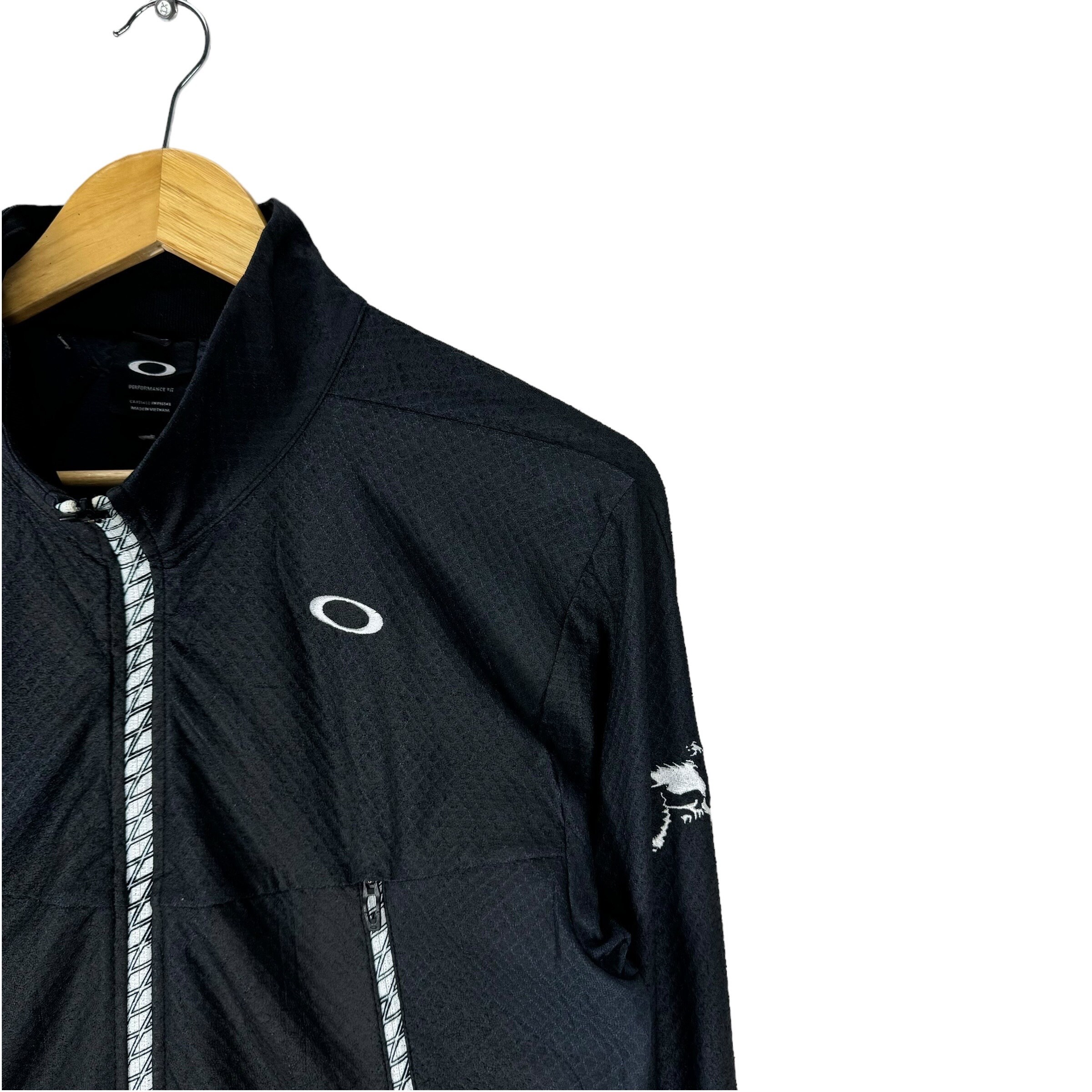 Oakley Performance Fit Survival Multi Pocket Zipper Jacket Black