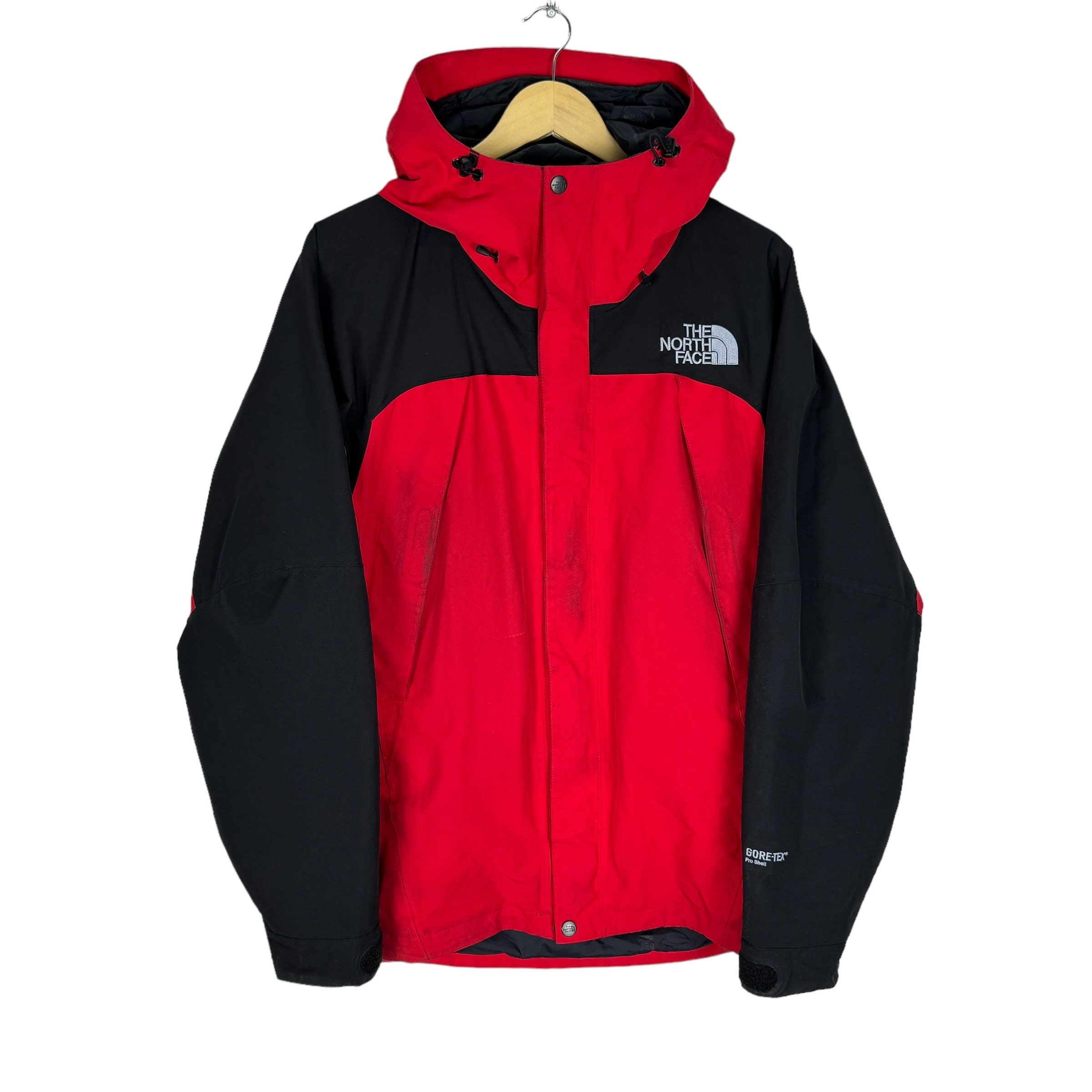 The North Face Goretex Jacket Hoodie Windbreaker Zip Red The North Face Goretex Jacket Hoodie Windbreaker Zip Red