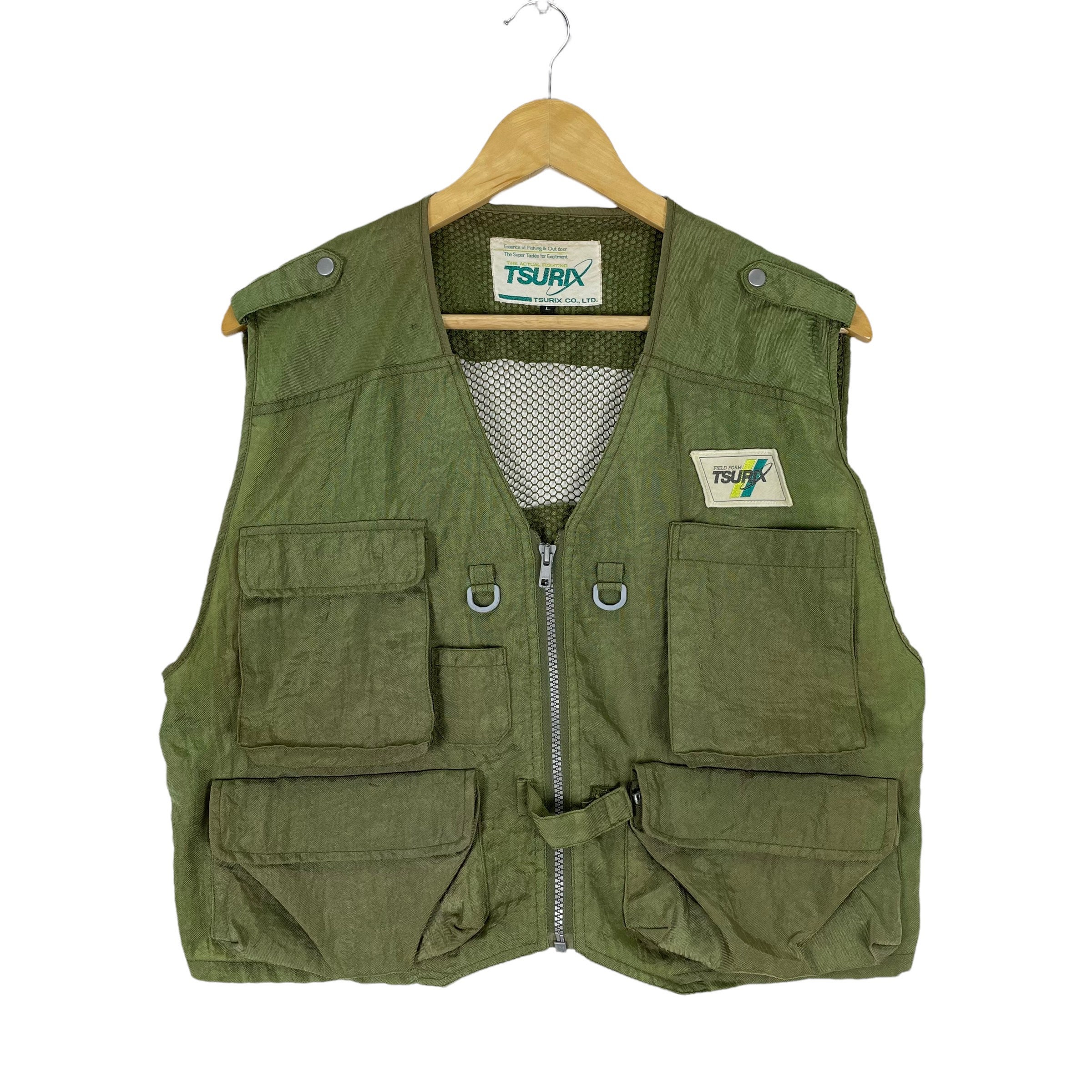 Daiwa Fishing Vest Jacket, Men's Fashion, Coats, Jackets and