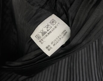ISSEY MIYAKE Pleats Please タンクトップ ノースリーブ 日本製