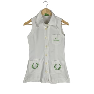 Vintage 80s FRED PERRY  Shirt Sleeveless Women Tennis Made Japan Size Medium