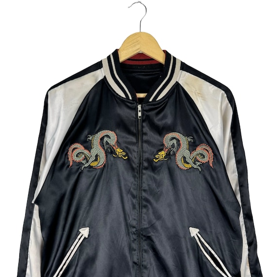 美品✨リバーシブル スカジャン 別珍 鯉 龍 刺繍 レッド ヴィンテージ 絡繰魂 粋 登竜門 鯉 総刺繍リバーシブルスカジャン 和柄 カラクリ魂