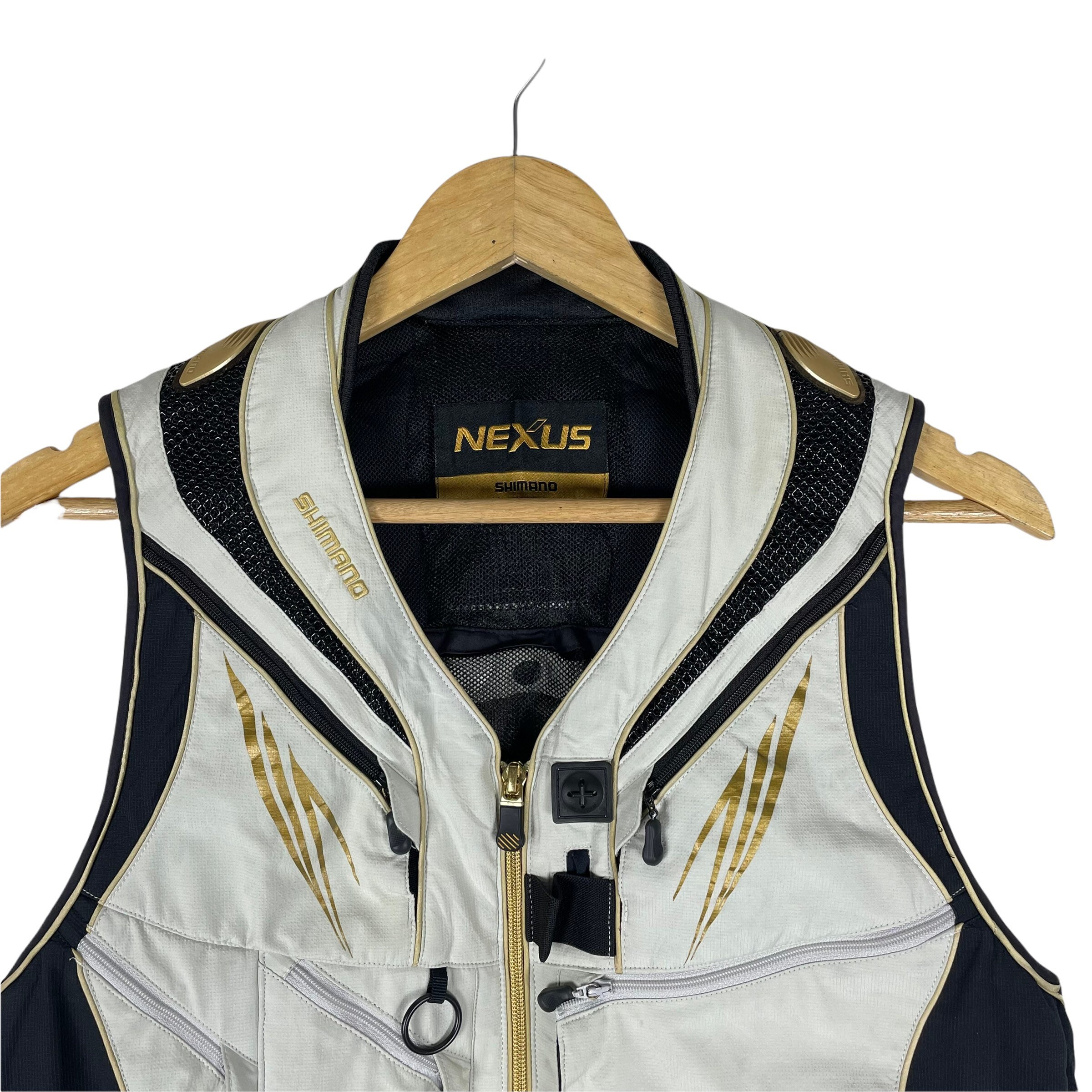 シマノ ネクサス フィッシングベスト：リミテッドプロ ユーティリティ