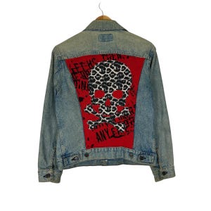 Vintage 90s LEVI’S Skulls Trucker Type 3 Denim Jacket Distressed Jeans Button Size 38