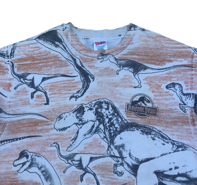 Vintage 90s Jurassic Park Over Print T shirt Dinosaur Sciene Fiction Adventure Film Movie Size XLarge