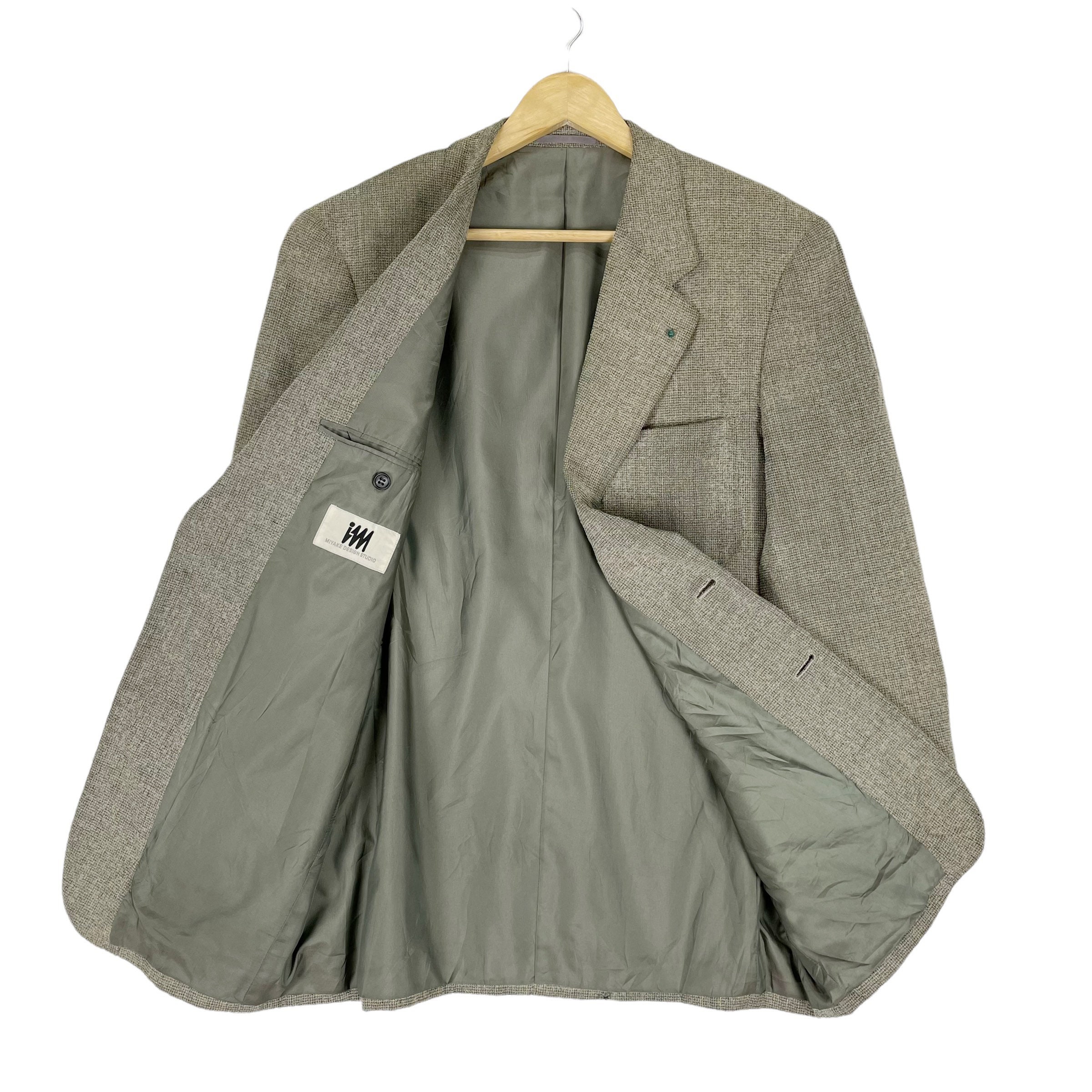 Junichi  Miyake　50本セット ISSEY MIYAKE SPRING SUMMER 2025 コレクション 27