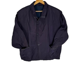 Chaqueta bomber cerrada vintage de los años 80 de Marithe Francois Girbaud MFG, color morado oscuro, talla pequeña.