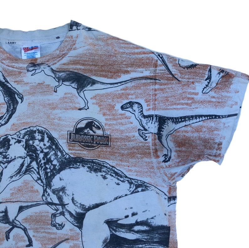 Vintage 90s Jurassic Park Over Print T shirt Dinosaur Sciene Fiction Adventure Film Movie Size XLarge