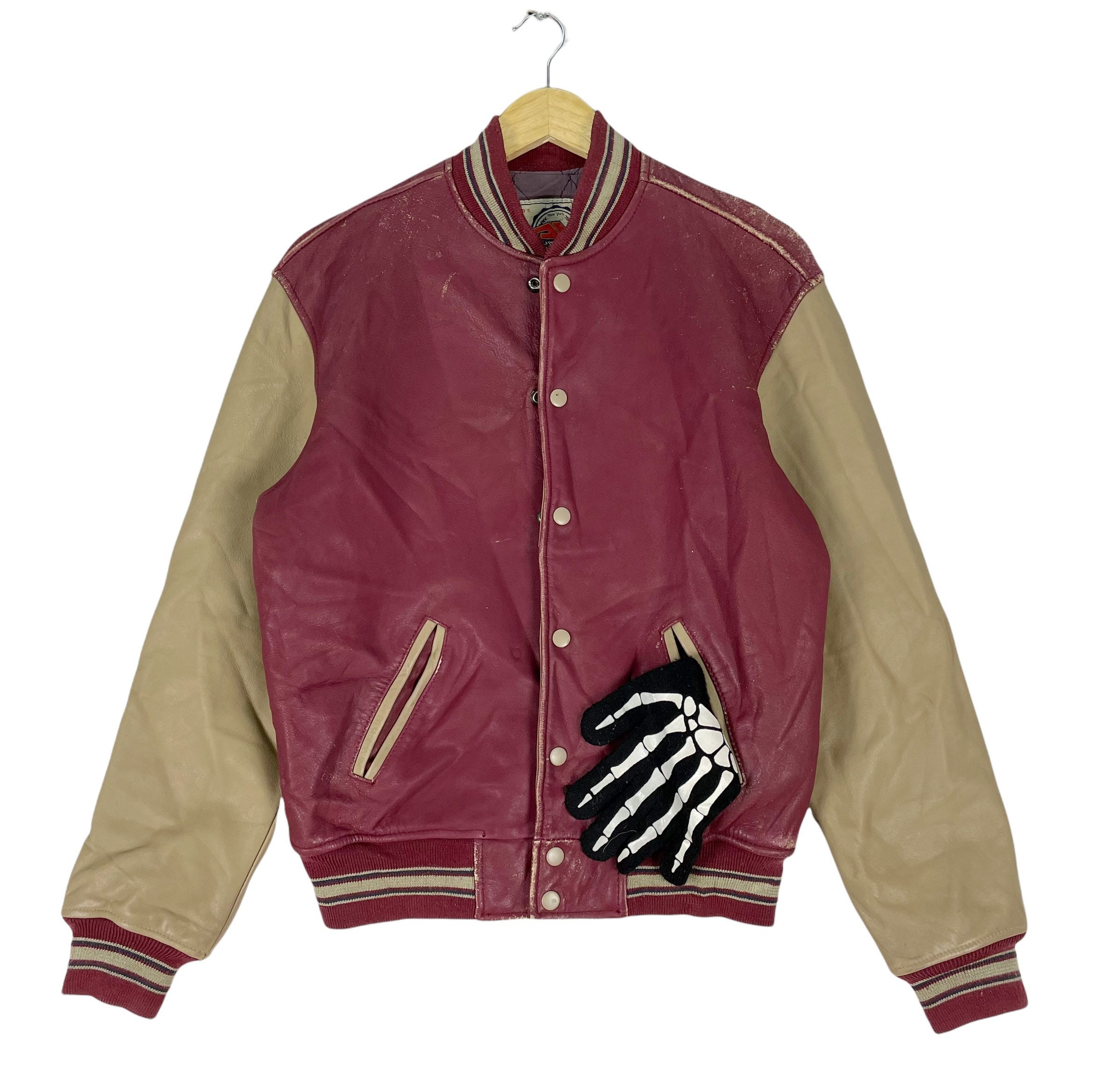 jacket maroon colour